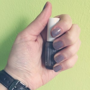 essie