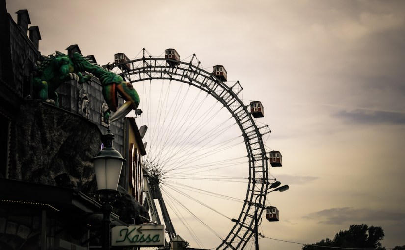 Fotowalk im Oktober: Strukturen und Minimalismus in 1020 & [Wort]:&nbsp;Gefrickel